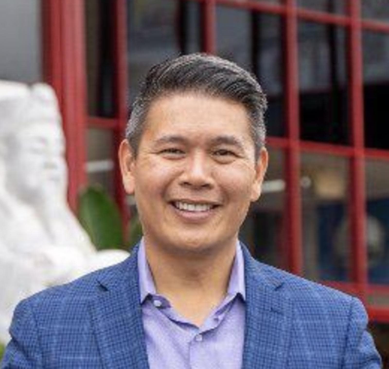Derek Tran