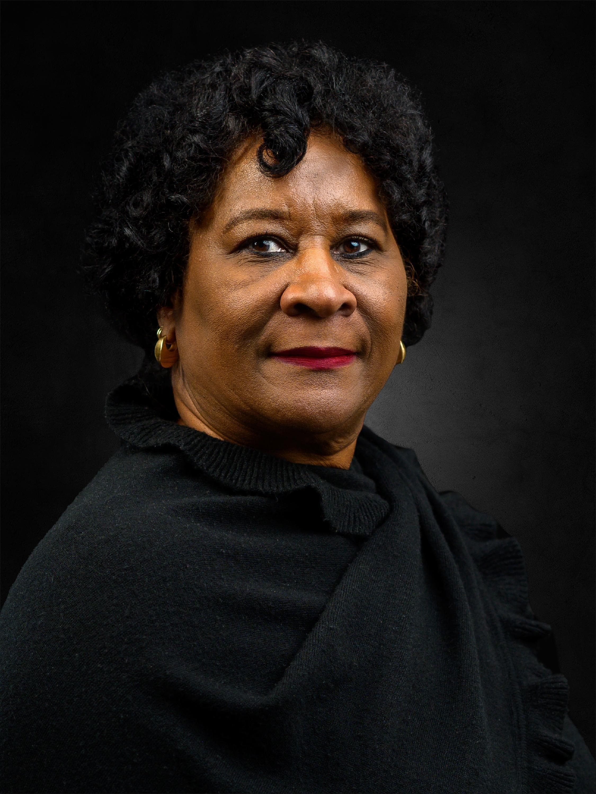 Queenie Averette