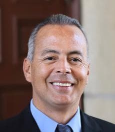 Luis Esparza