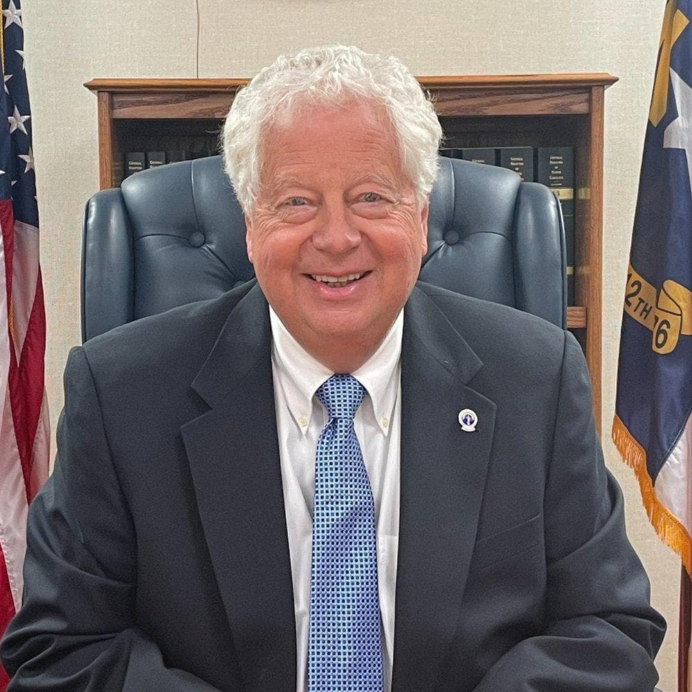 Sam Davis