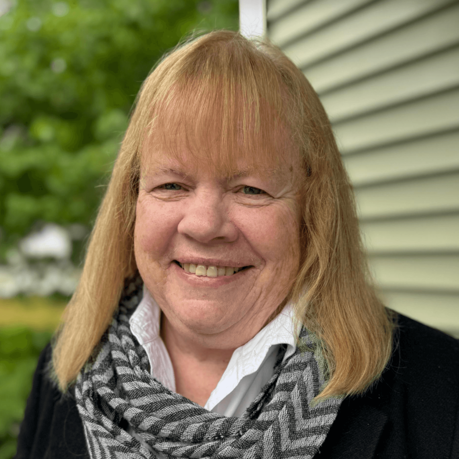 Karen Burnett-Kurie