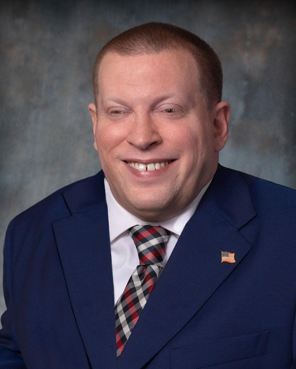 Robert "Bobby" Barr