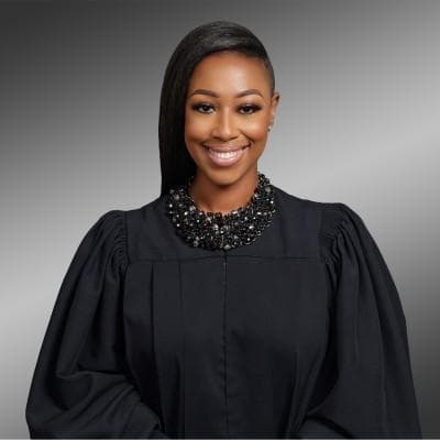 Amber Givens-Davis